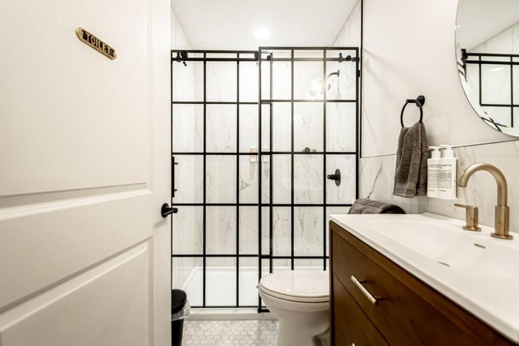 Historic Dtwn Studio, Walk To Bathhouses, Shops, Room # 103 温泉城 外观 照片